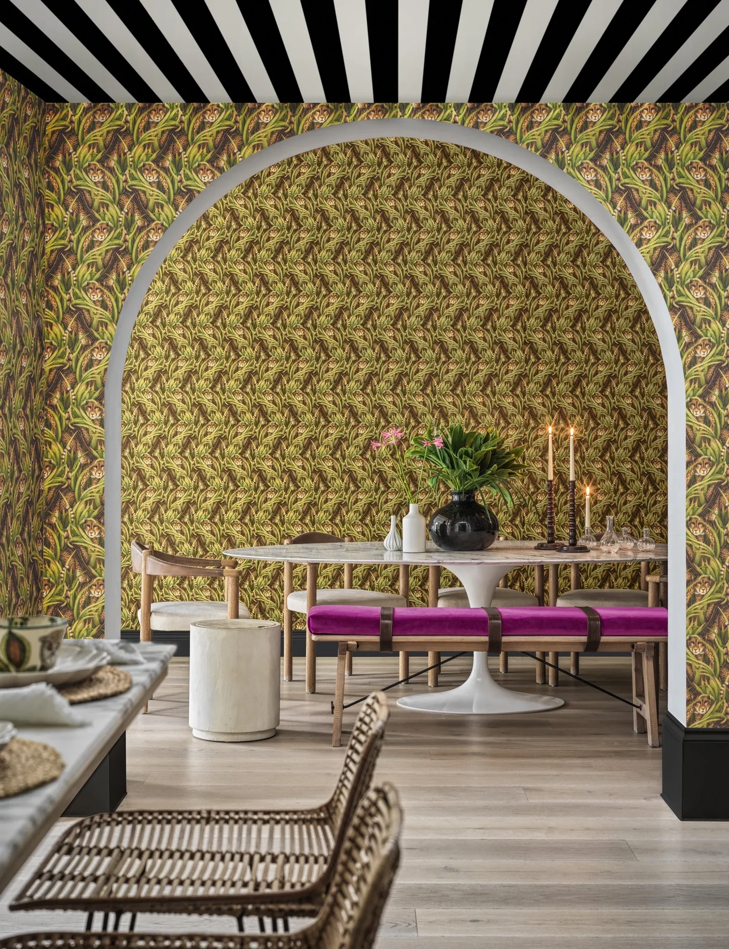 Carta da Parati “Cheetah Prowl verde" | COLE & SON ARDMORE BAOBAB - Image 2