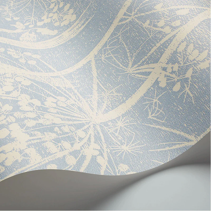 Carta da Parati "COW PARSLEY BIANCO & AZZURRO" The Contemporary | COLE & SON - Image 2