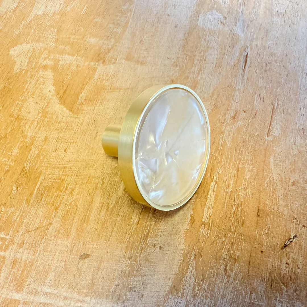 Pomello in Ferro e vetro "oro opaco e vetro perla" - Image 2