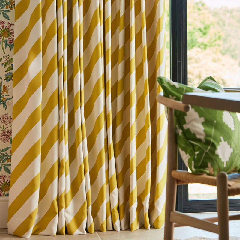 Tessuto “PAPER STRAW STRIPE RUBY/ROSE” | HARLEQUIN - Image 3