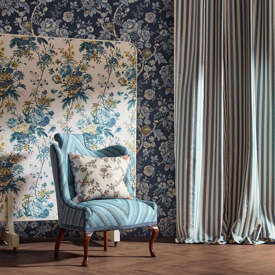 TESSUTO "REGENCY APERIGON BRIGHTON BLUE/LINEN" - Giles Deacon - SANDERSON - Image 2